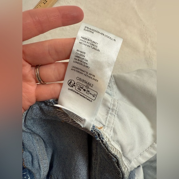 Anthropologie The Austyn High-Rise Cuffed Wide Leg Jeans by Pilcro - Picture 7 of 9